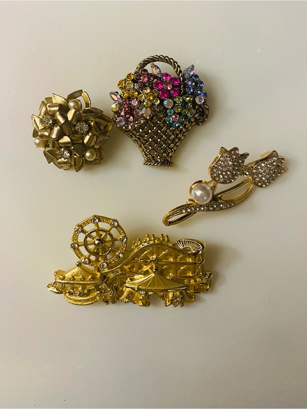 Gold-Tone Assorted Women’s Brooch Set with Multicolor Crystals